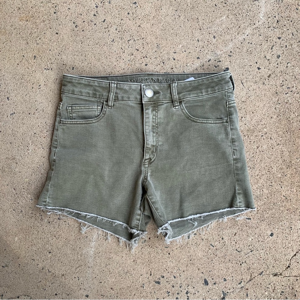 American Eagle Green Shorts